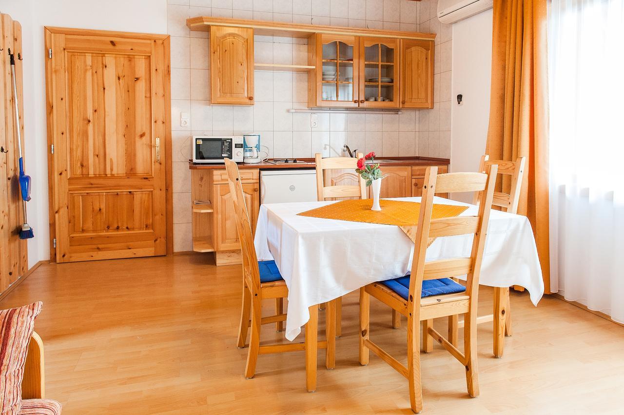 Alina Apartmanhaz Hévíz Dış mekan fotoğraf